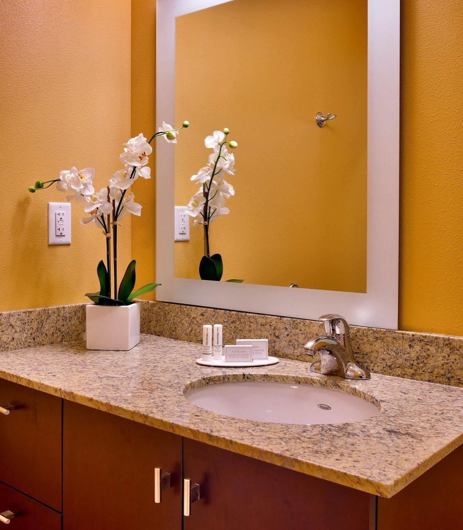 Towneplace Suites By Marriott Missoula Exterior foto